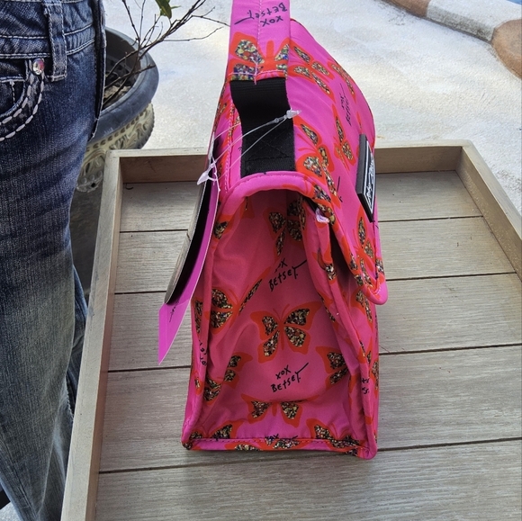 BETSEY JOHNSON PINK W/BUTTERFLIES BETSEY JOHNSON FLAP TOP INSULATED LUNCH TOTE - Picture 3 of 4